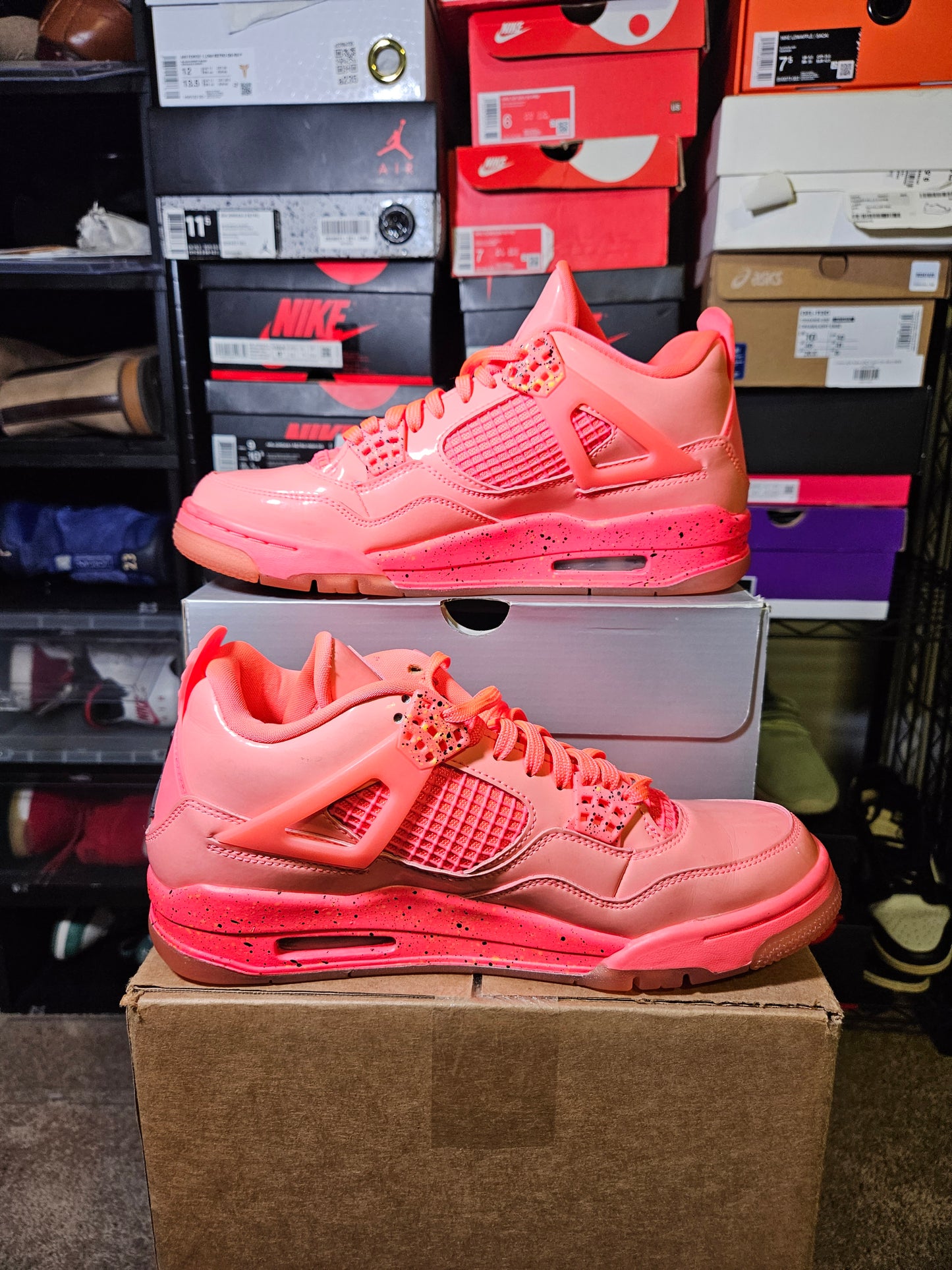 Size 10W/8.5M - Air Jordan 4 Retro NRG Hot Punch W