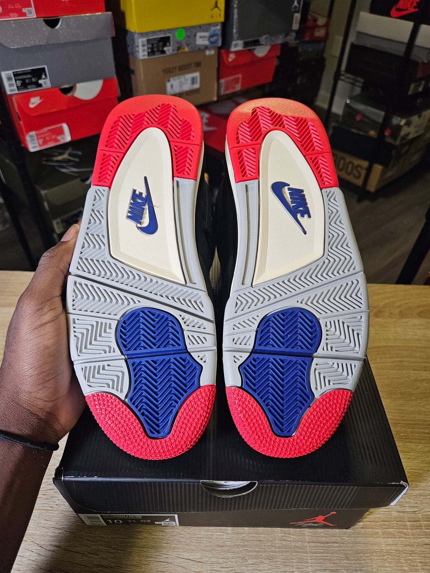 Size 10 - AJ 4 Retro Rare Air - White Lettering