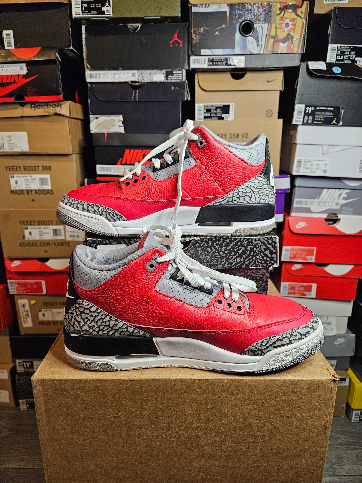 Size 11 - AJ 3 Retro SE Mid Unite