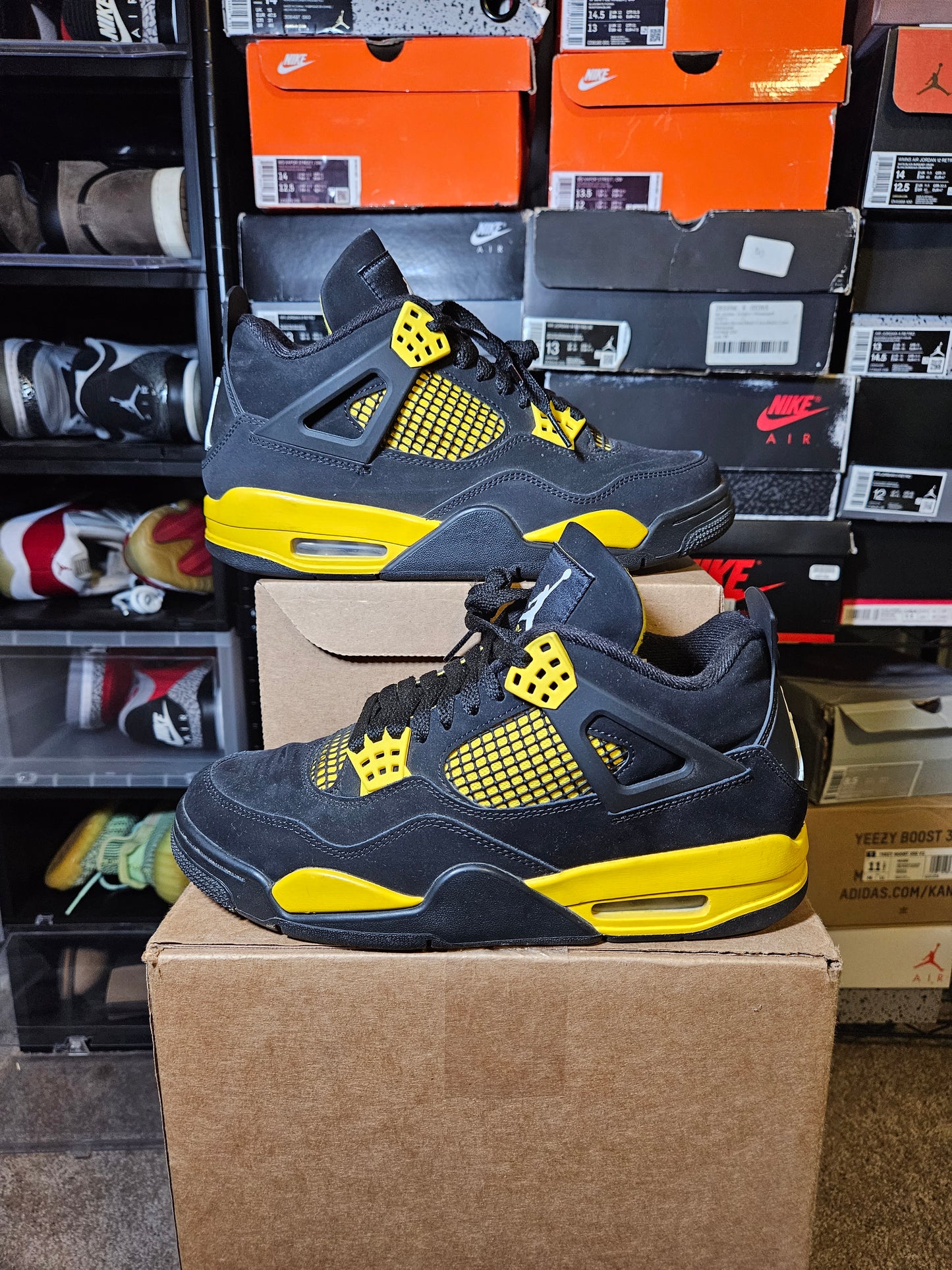 Size 8 - AJ 4 Retro Mid Thunder