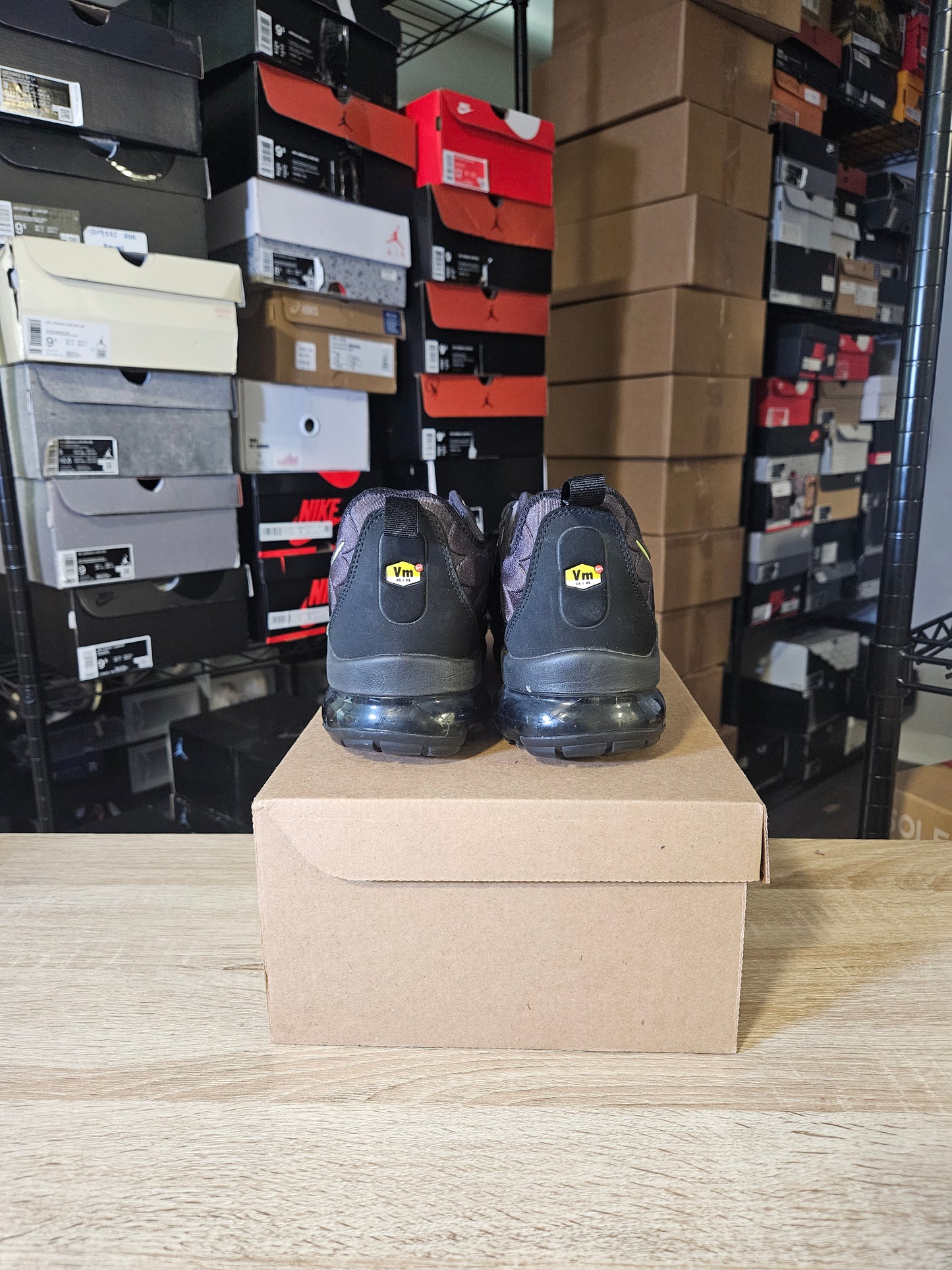 Size 10 - Air VaporMax Plus Neon 95