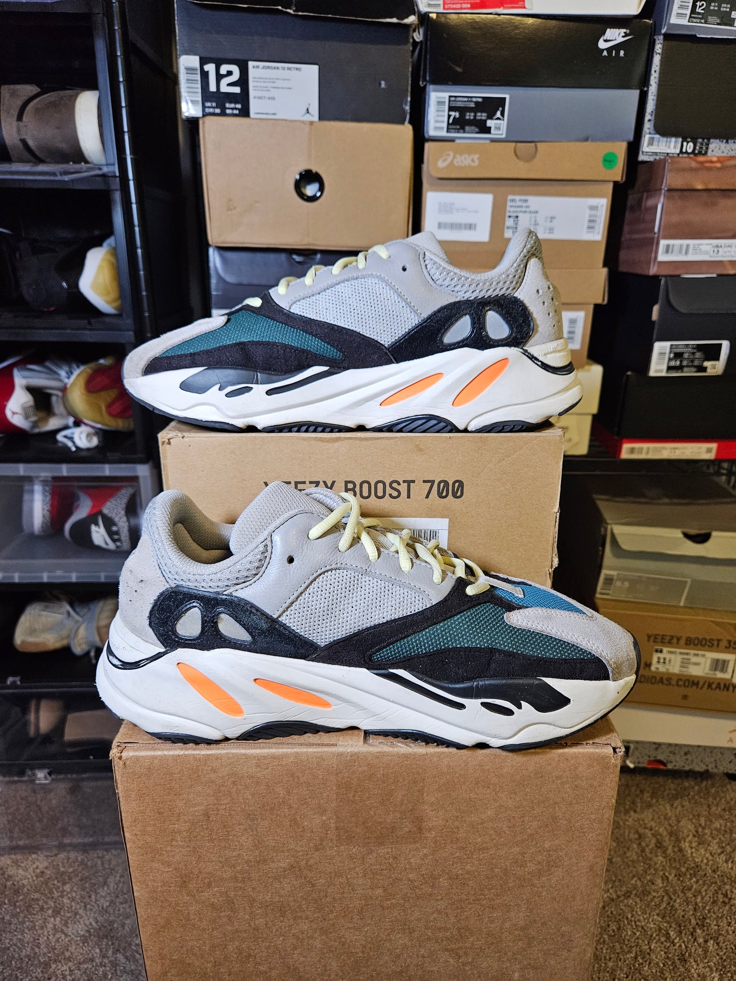 Size 10.5 - YZY Boost 700 Low Wave Runner