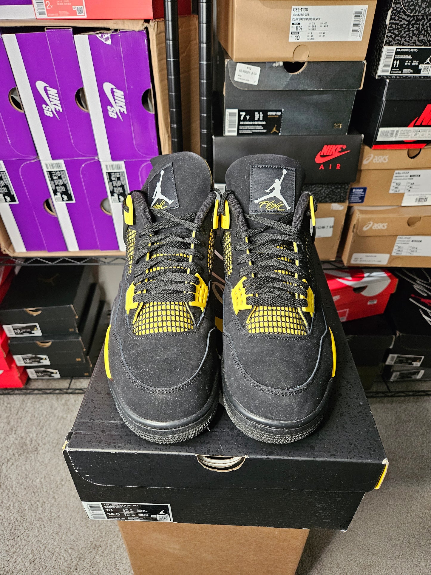 Size 13 - AJ 4 Retro Mid Thunder