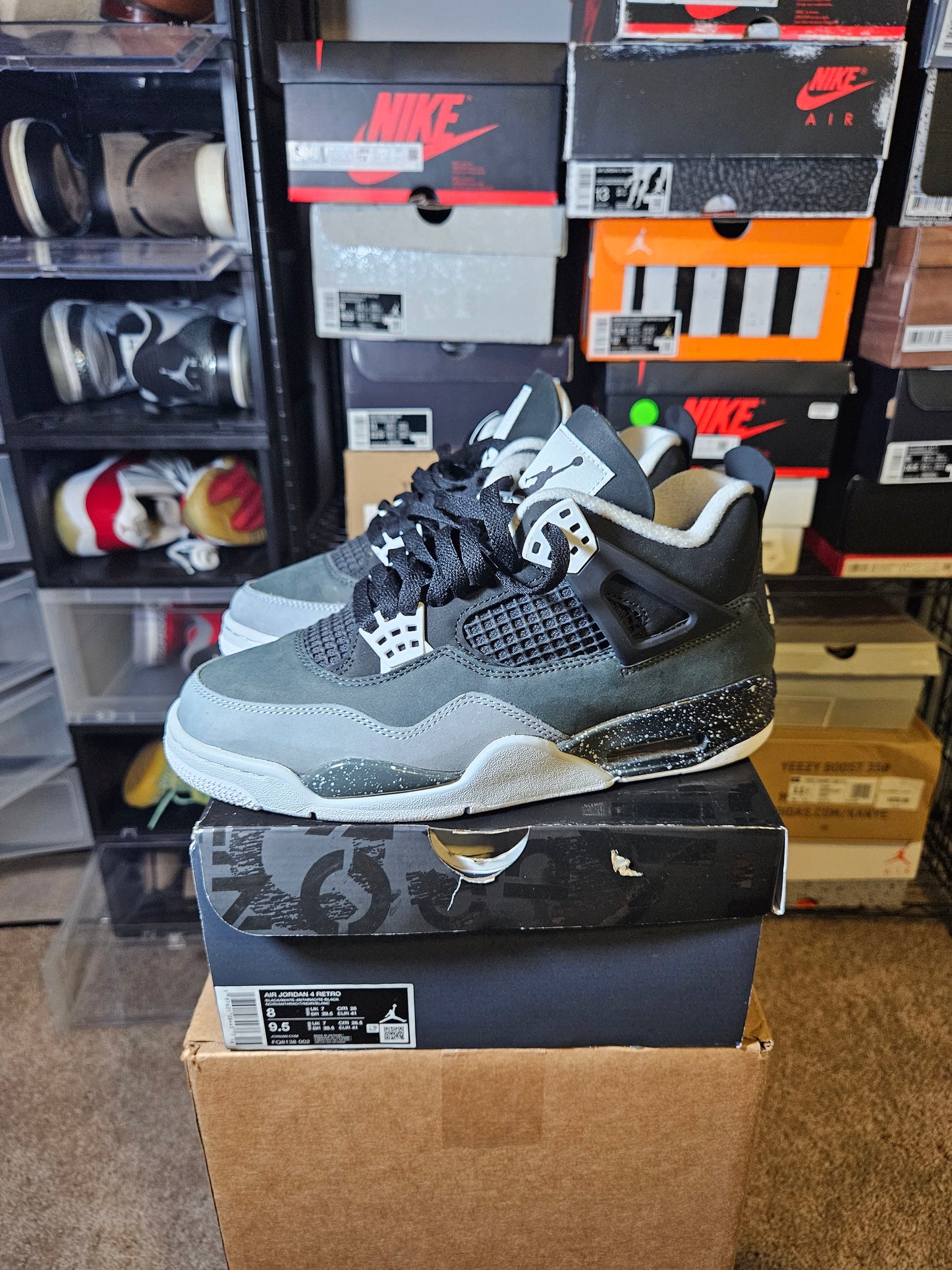 Size 8 - AJ 4 Retro 2024 Fear