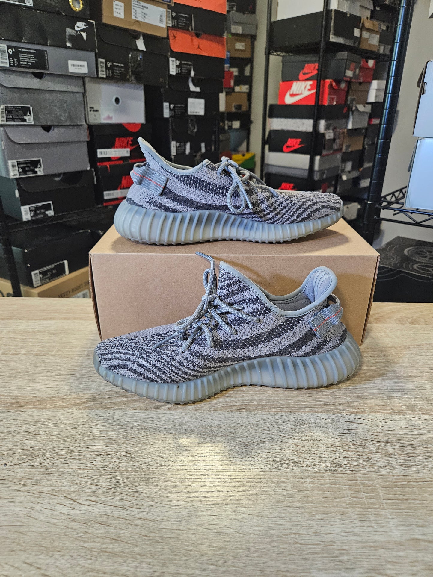 Size 9.5 - YZY 350 V2 Low Beluga 2.0
