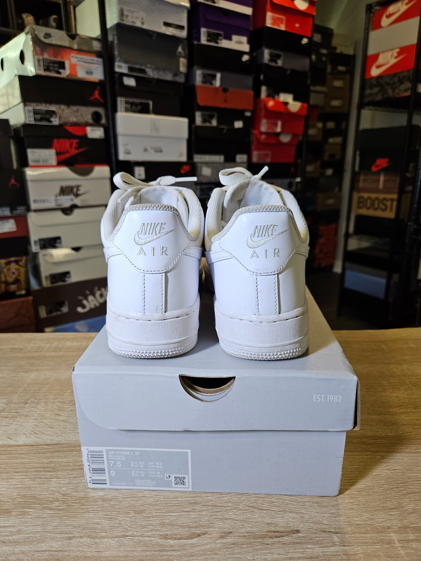 Size 7.5 - Air Force 1 Low '07 White
