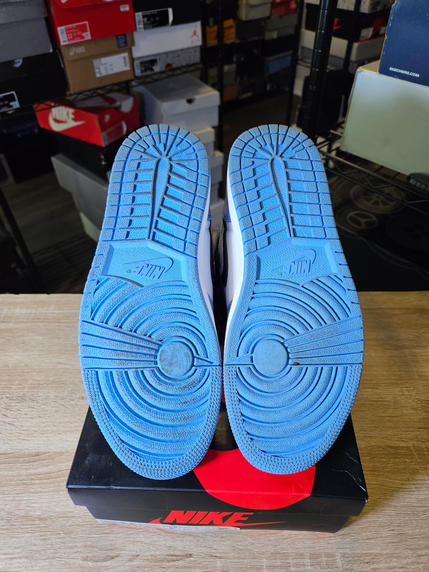Size 8.5 - AJ 1 Retro OG High University Blue