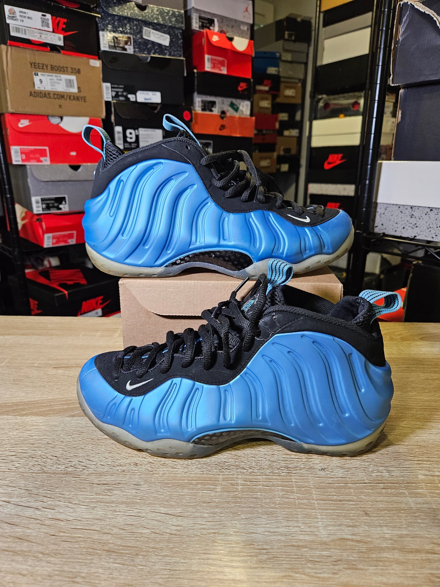 Size 9.5 - Air Foamposite One University Blue