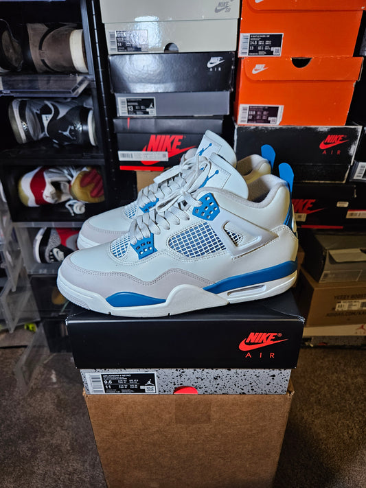 Size 9.5 - AJ 4 Retro 2024 Military Blue