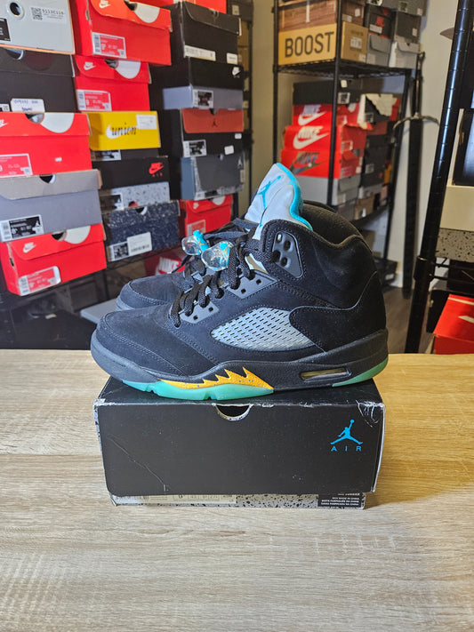 Size 9.5 - AJ 5 Retro Mid Aqua