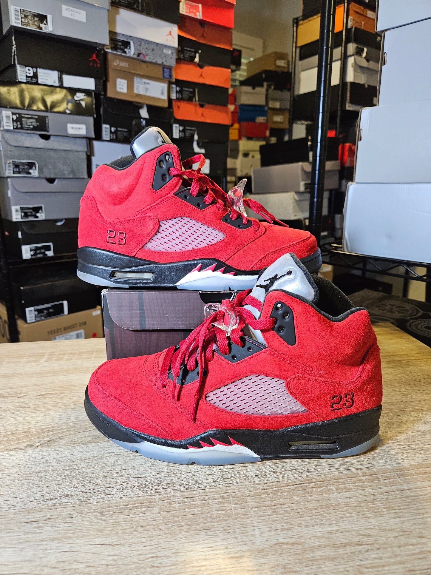 Size 10 - AJ 5 Retro Mid Raging Bull