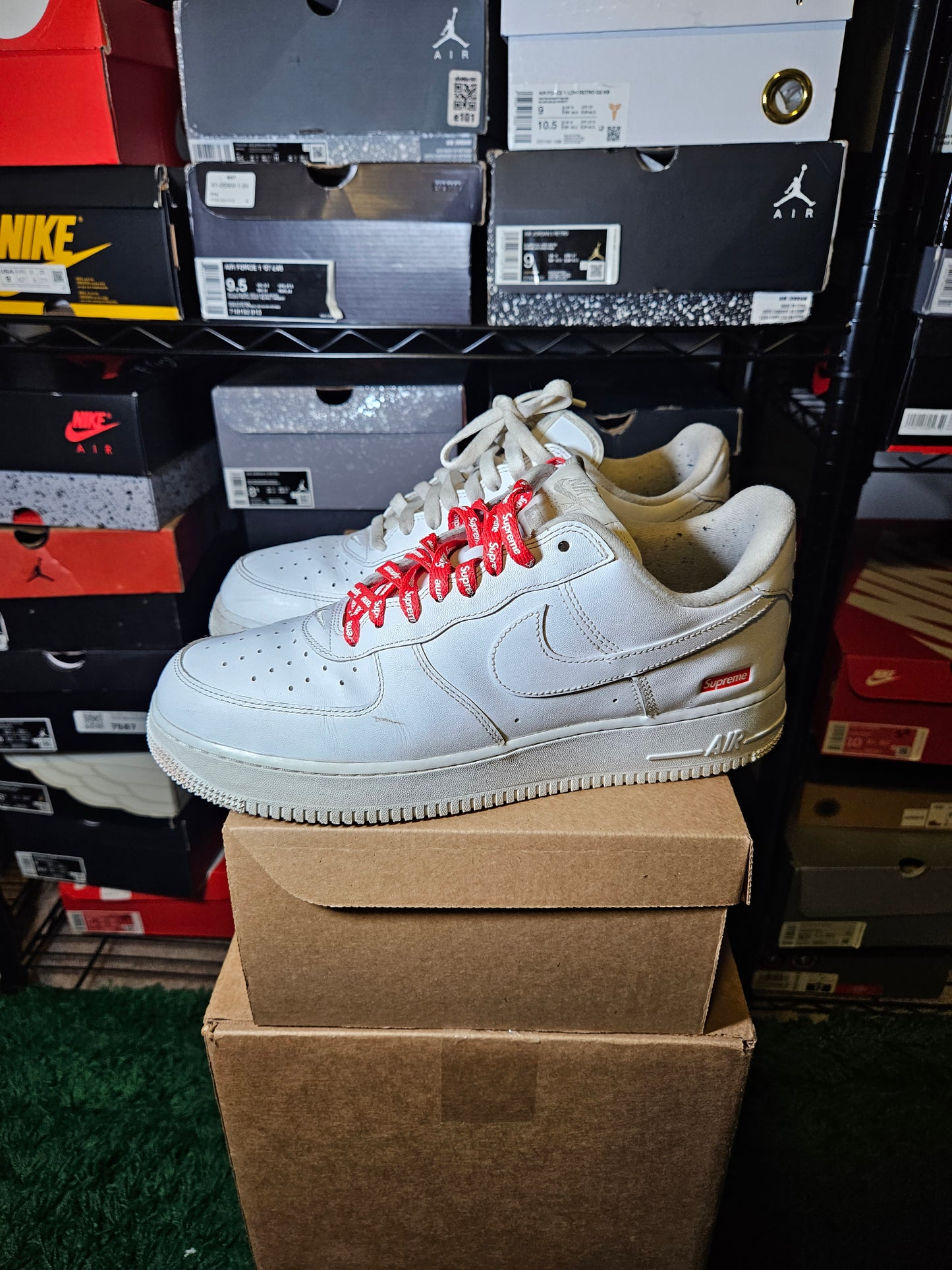 Size 10.5 - Air Force 1 x Supreme Low Box Logo - White