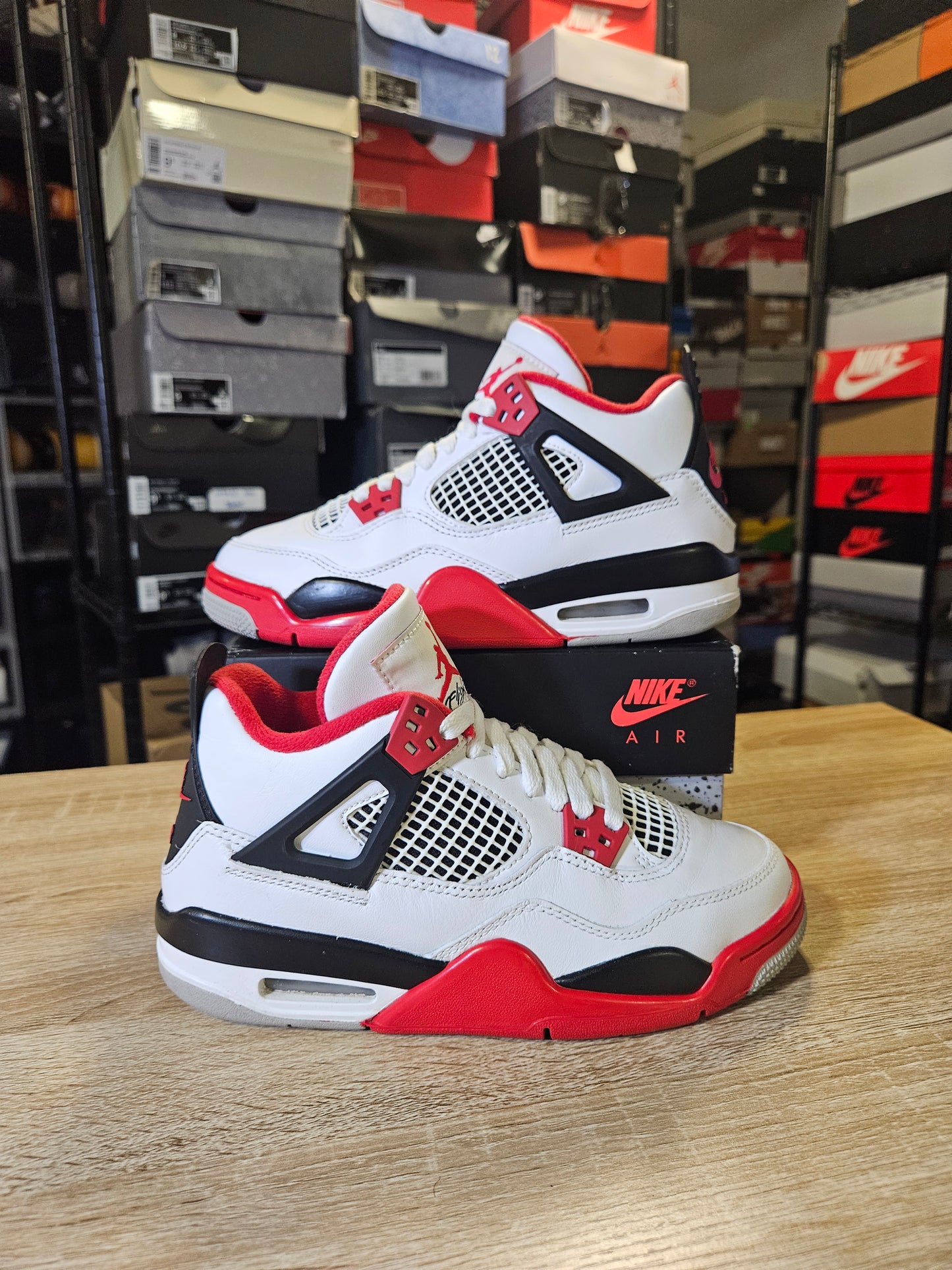 Size 4 - AJ 4 Fire Red