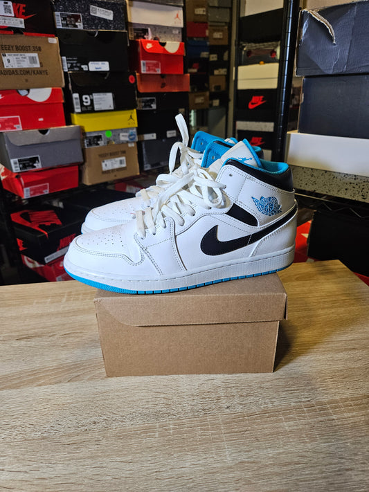 Size 11 - AJ 1 Mid Laser Blue