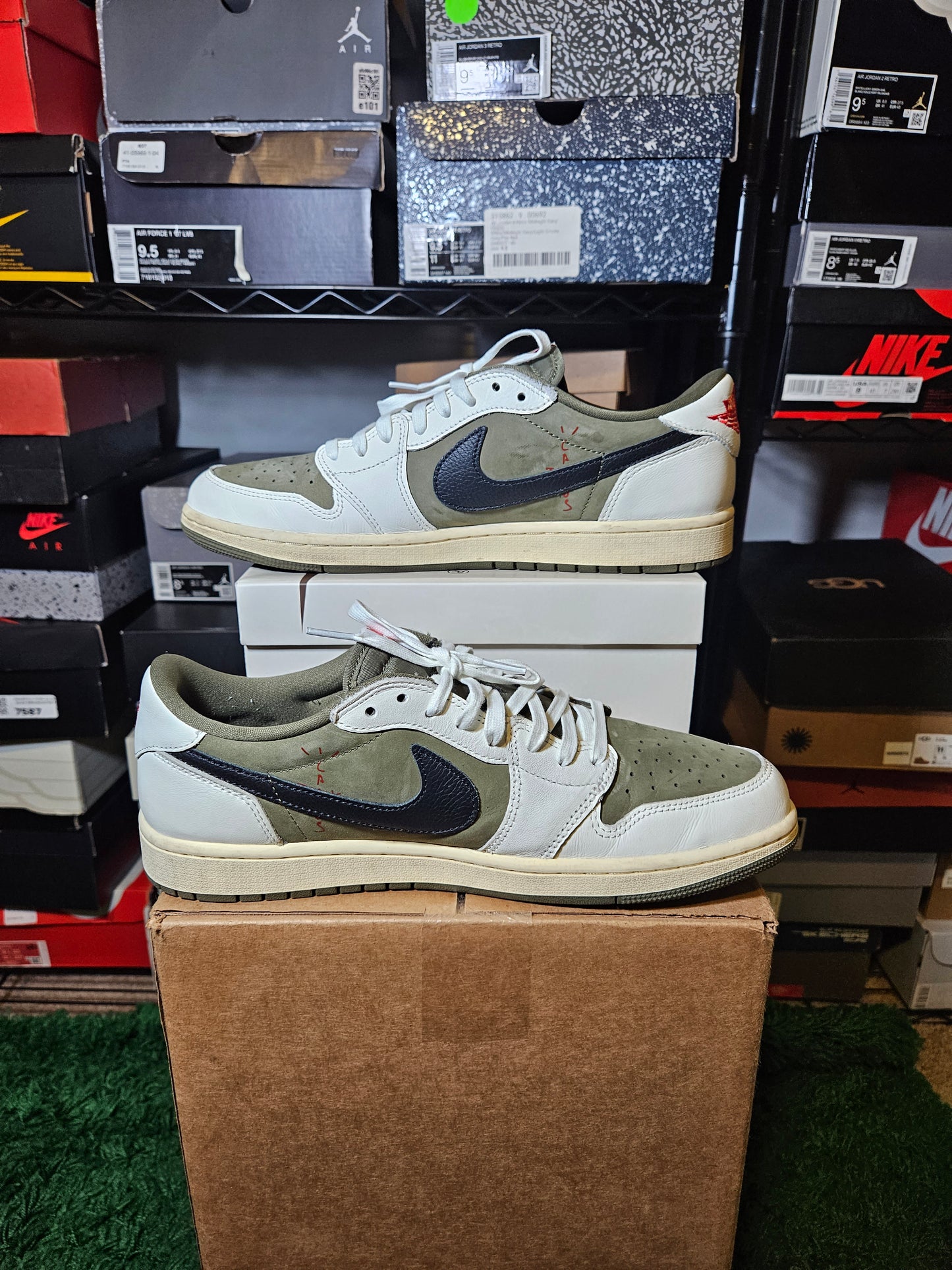 Size 11.5 - Travis Scott x AJ 1 Retro OG SP Low Reverse Olive /...