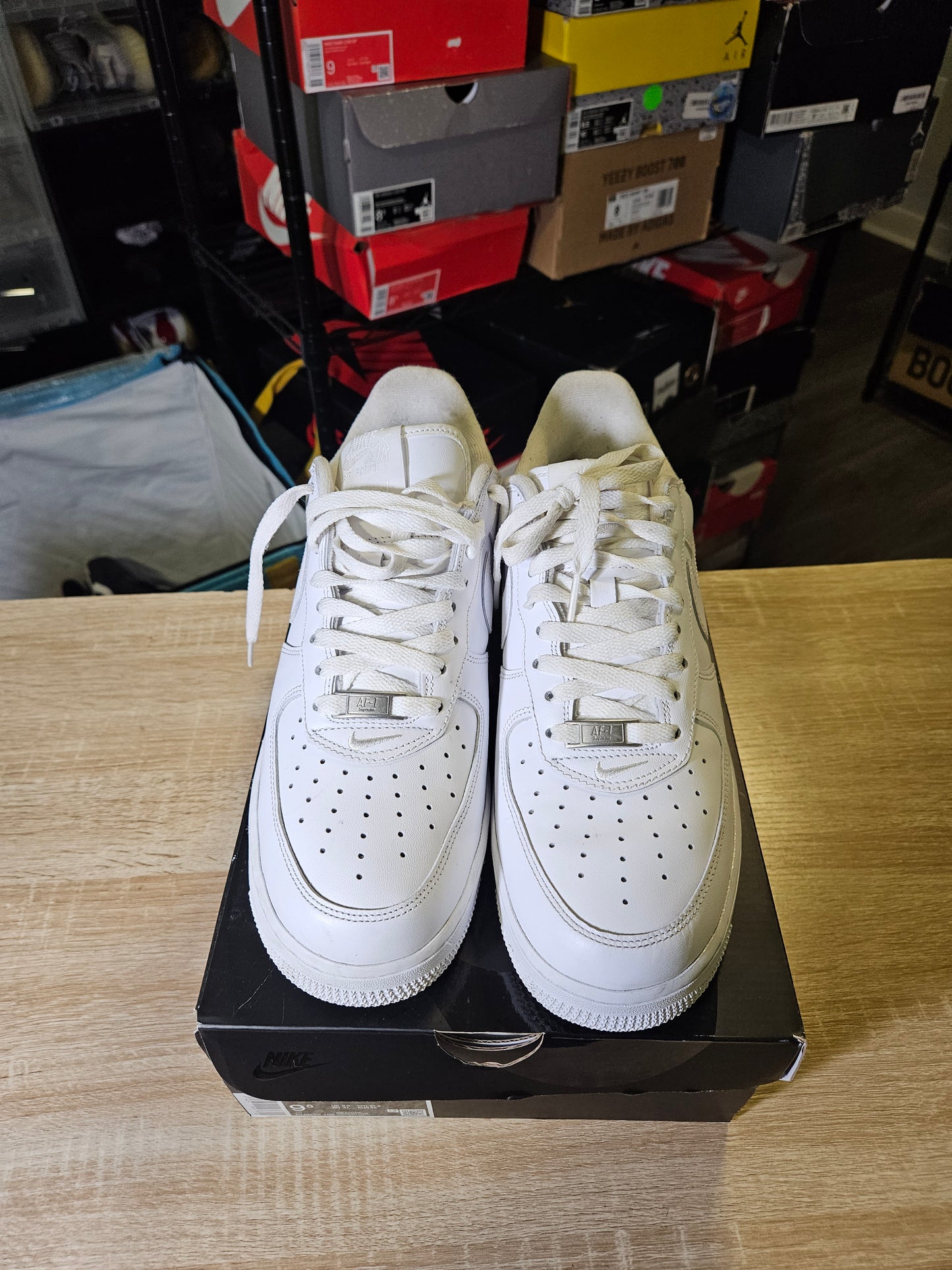 Size 9.5 - AF1 x Supreme Low Box Logo - White