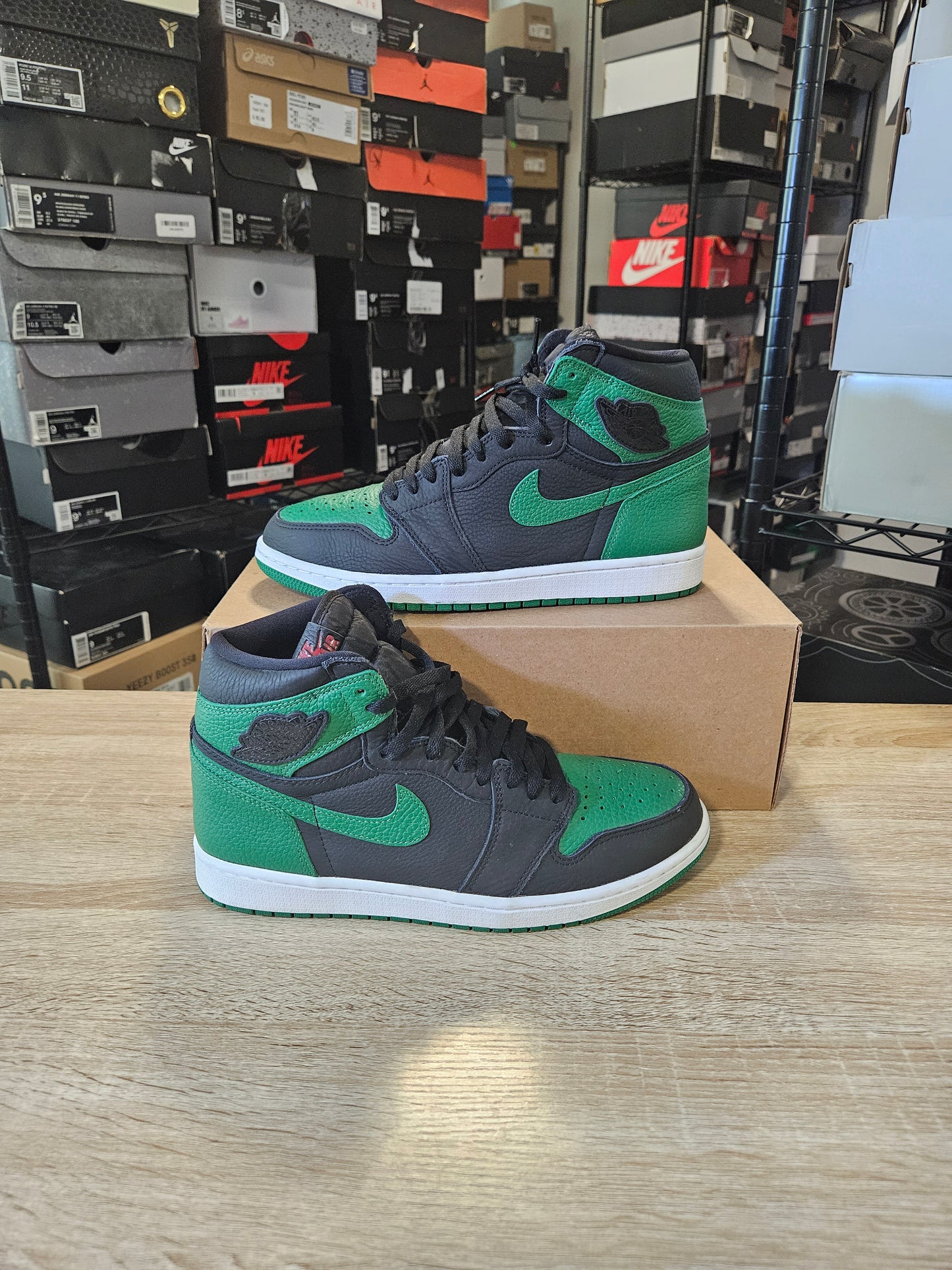 Size 9.5 - AJ 1 Retro OG High Pine Green 2.0