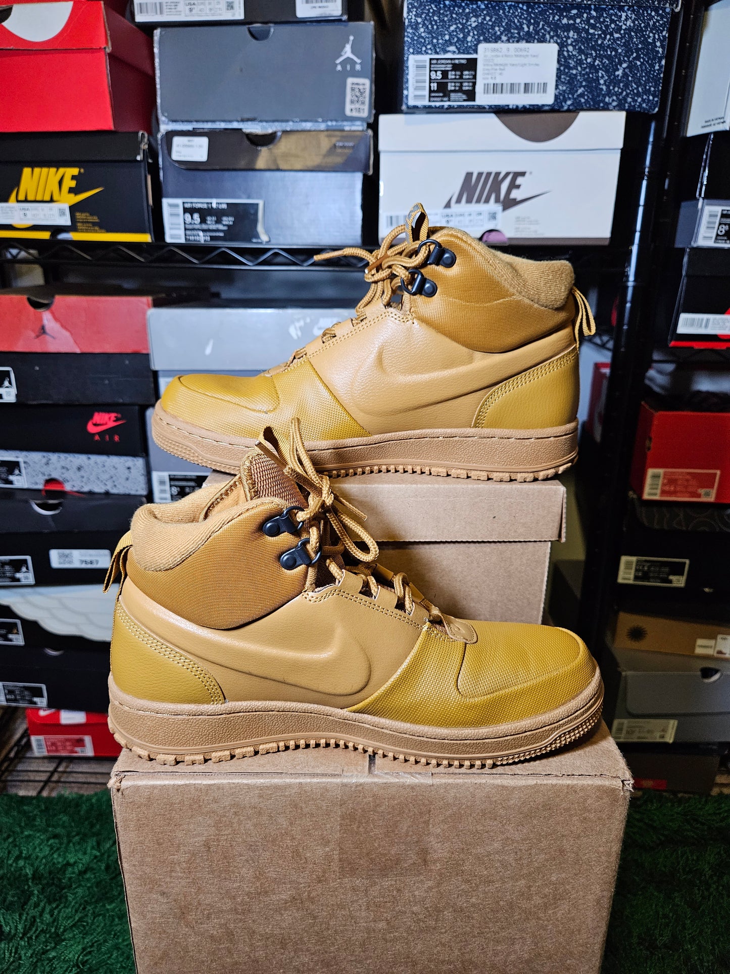 Size 8.5 - Path Winter Wheat