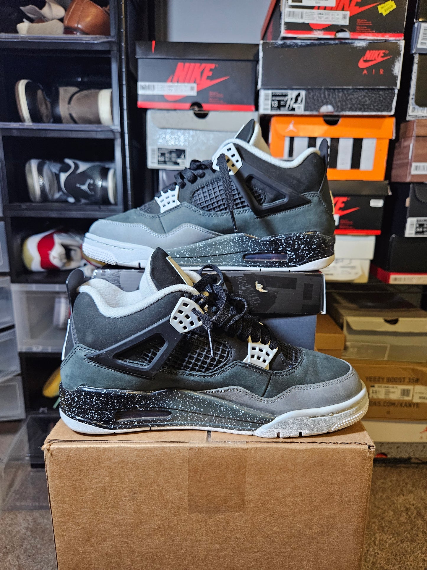 Size 8 - AJ 4 Retro 2024 Fear