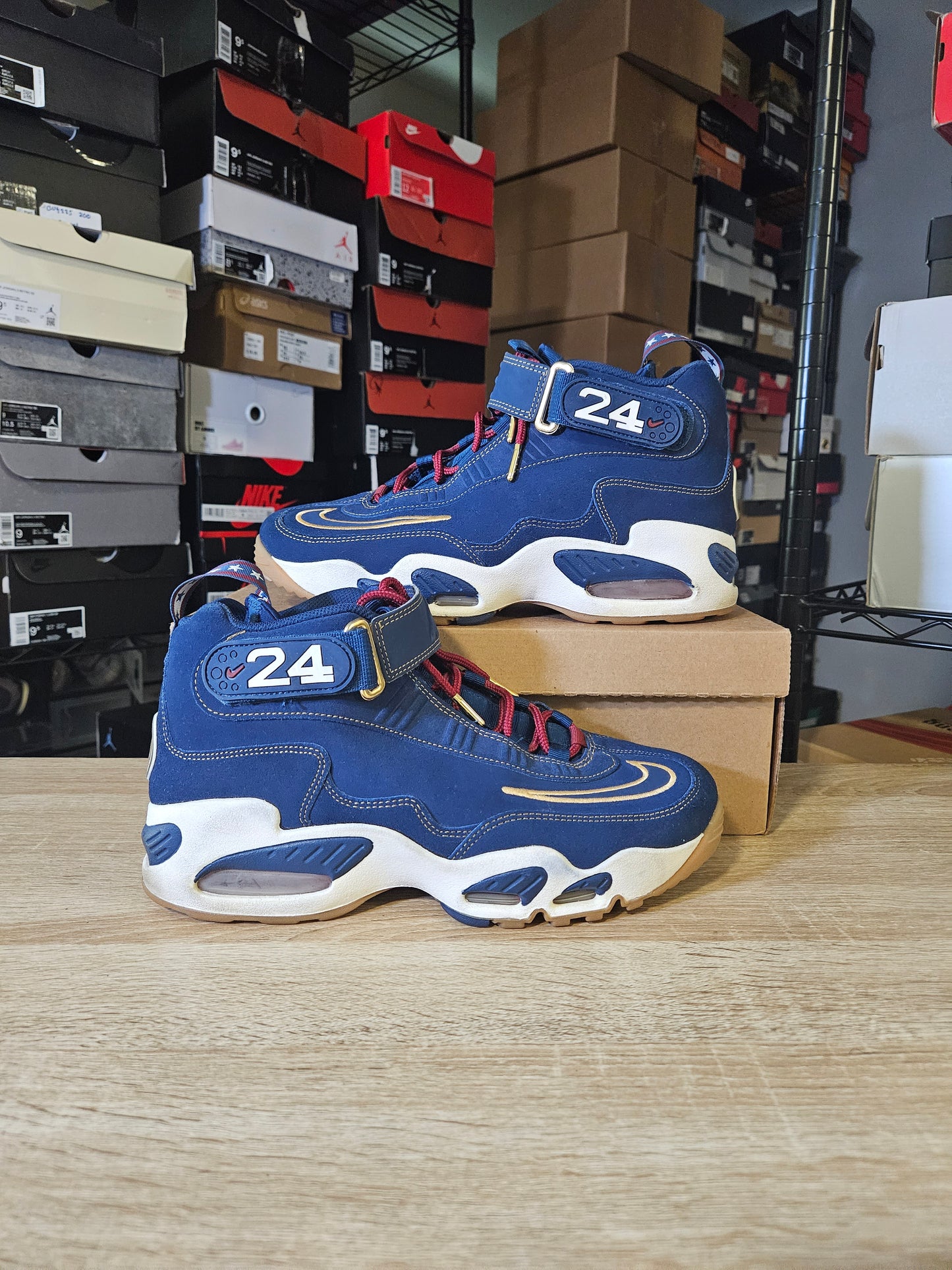 Size 10 - Air Griffey Max 1 Prez Qz Vote for Griffey