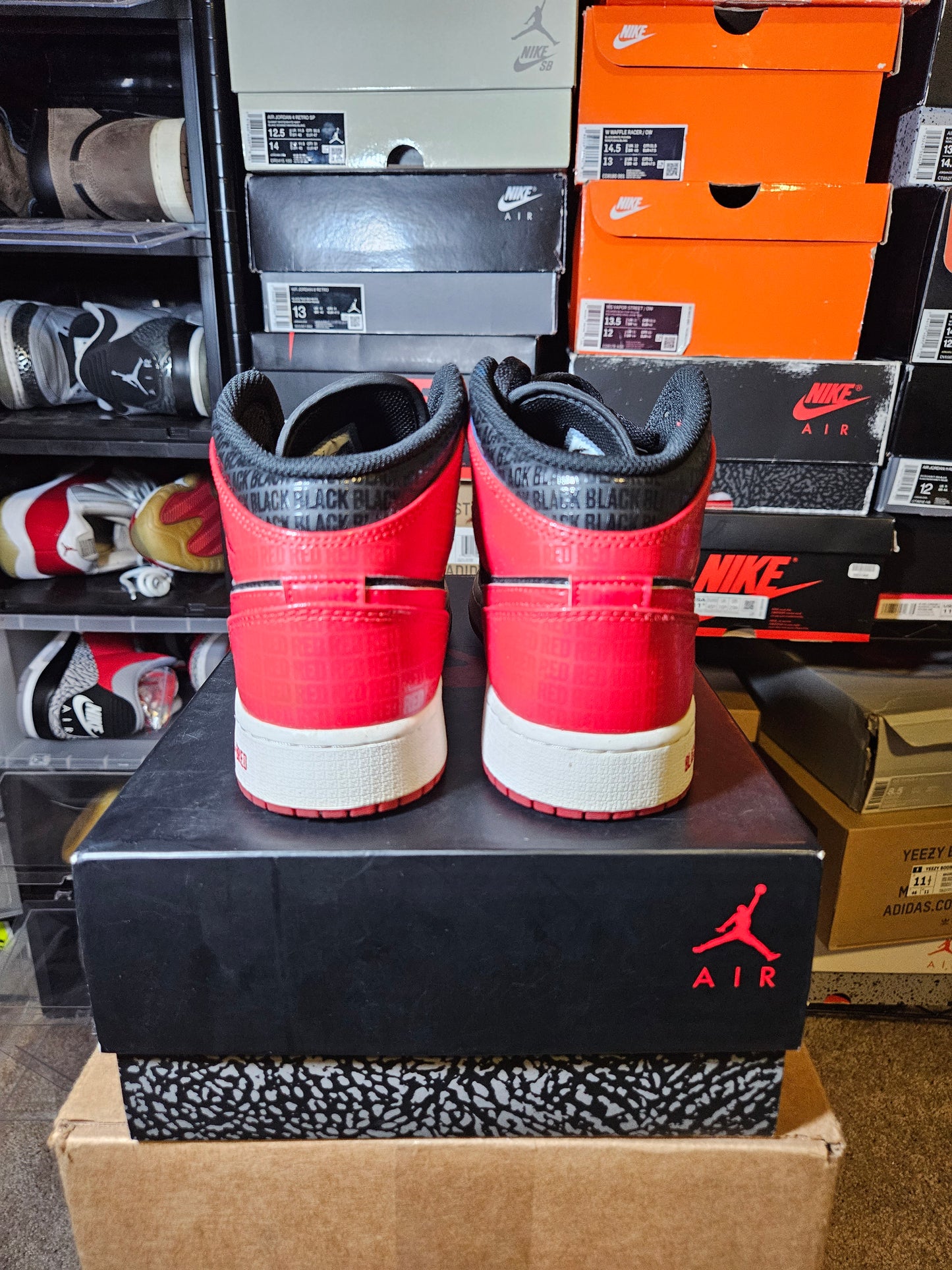 Size 6 - Jordan 1 Mid Bred Text