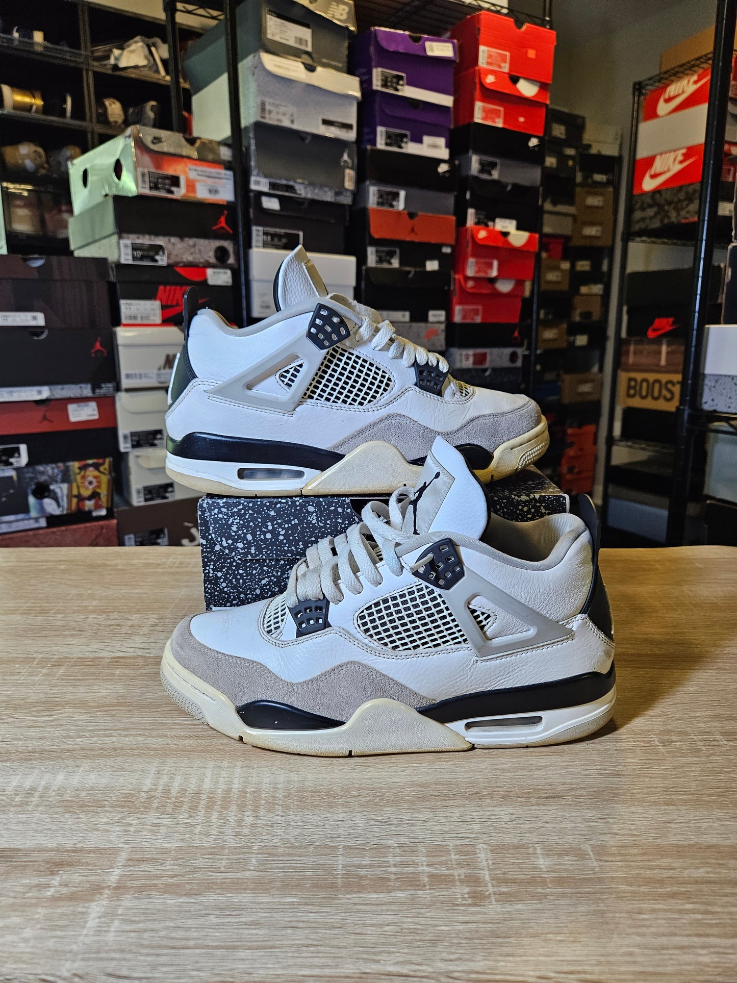 Size 9.5 - AJ 4 Retro Mid Military Black