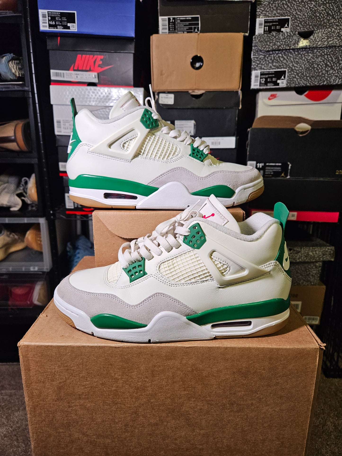 Size 9.5 - Jordan 4 Retro SP x Nike SB Mid Pine Green