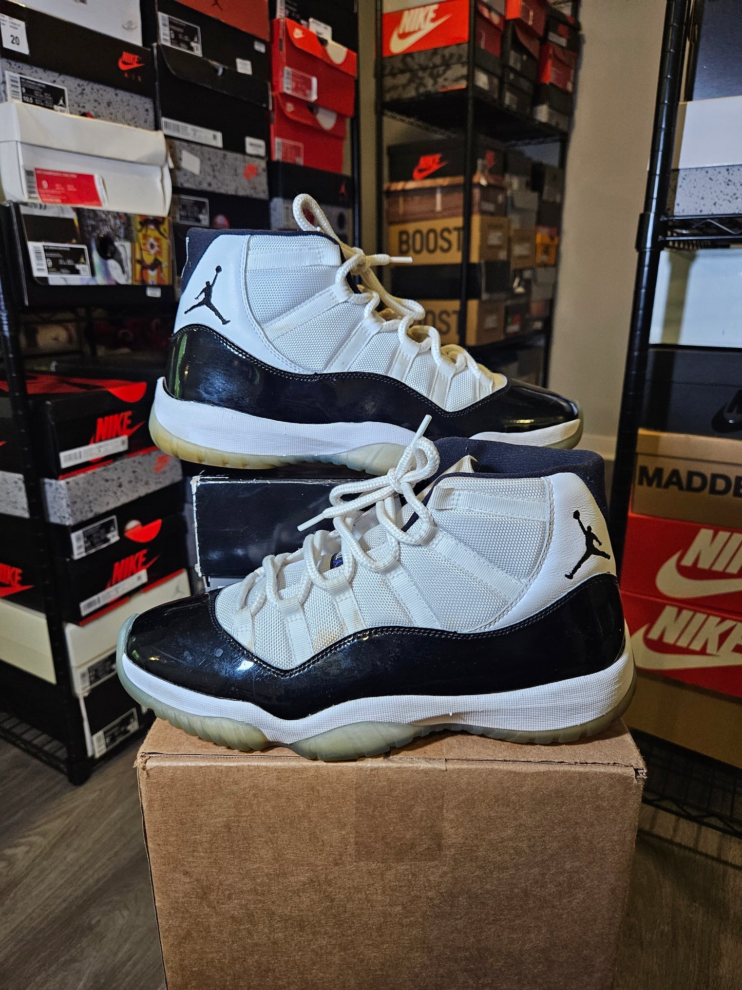 Size 11 - AJ 11 Retro High Concord
