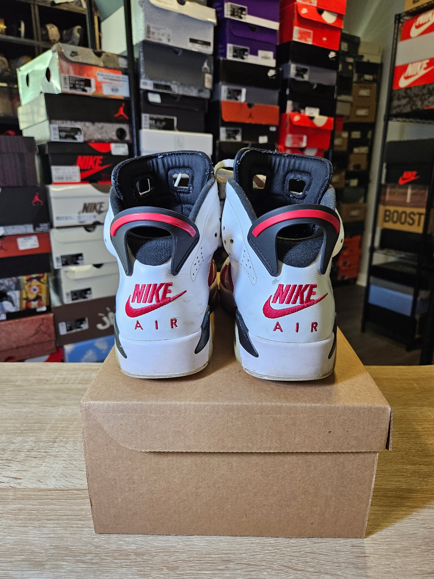 Size 7.5 - AJ 6 Retro OG Mid Carmine