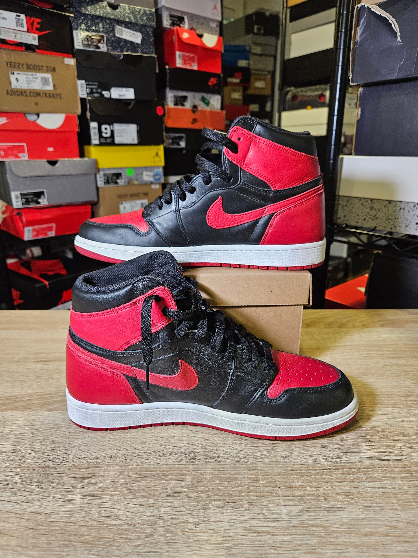 Size 10 - AJ 1 Retro OG High Banned, Bred