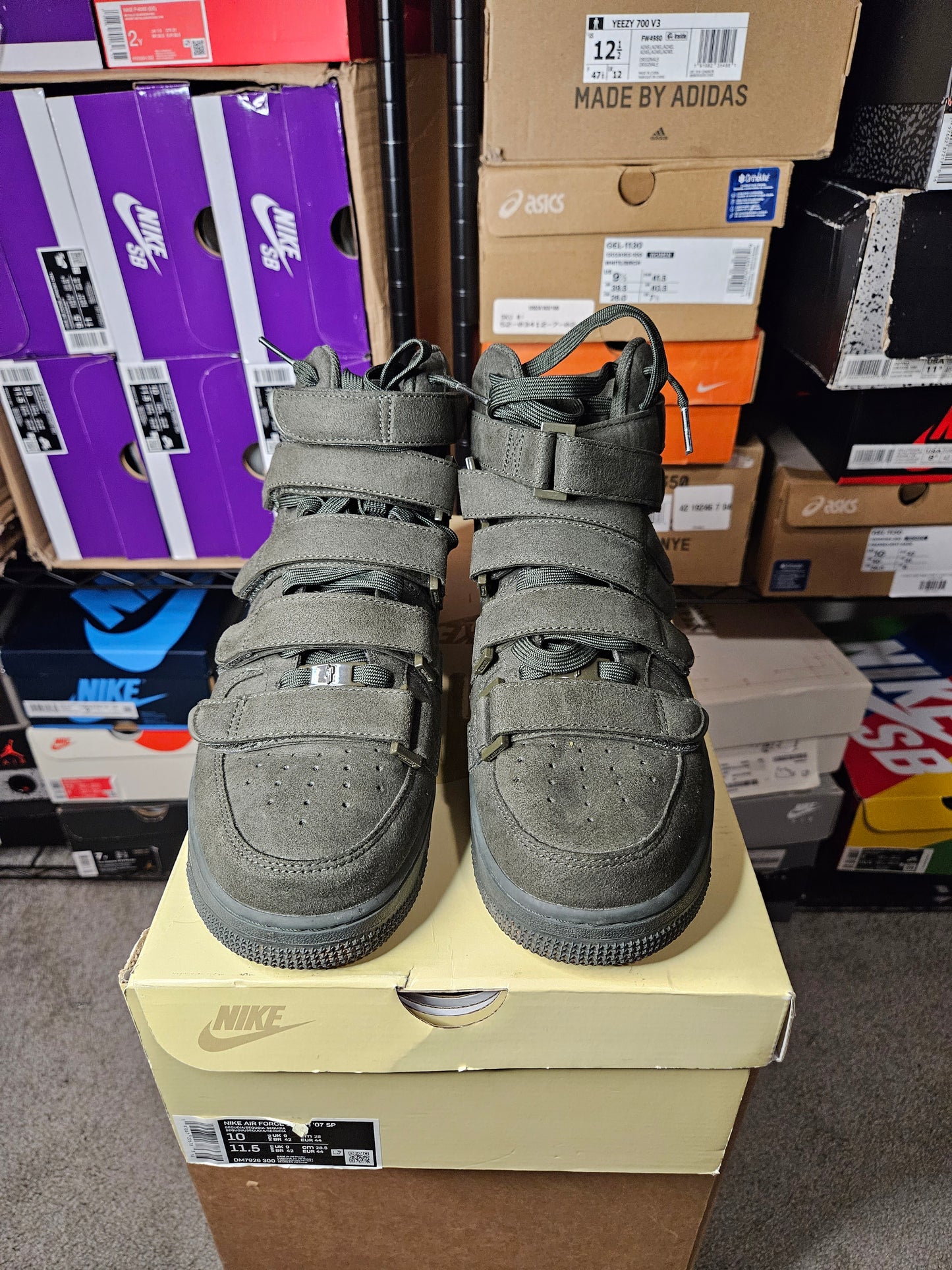 Size 10 - Billie Eilish x Air Force 1 '07 SP High Sequoia
