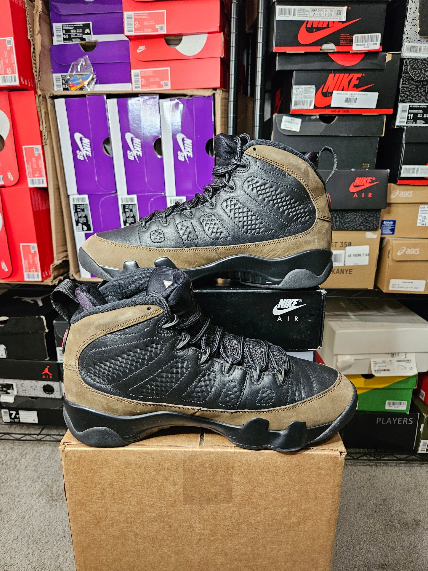 Size 9.5 - AJ 9 Retro 2024 Olive