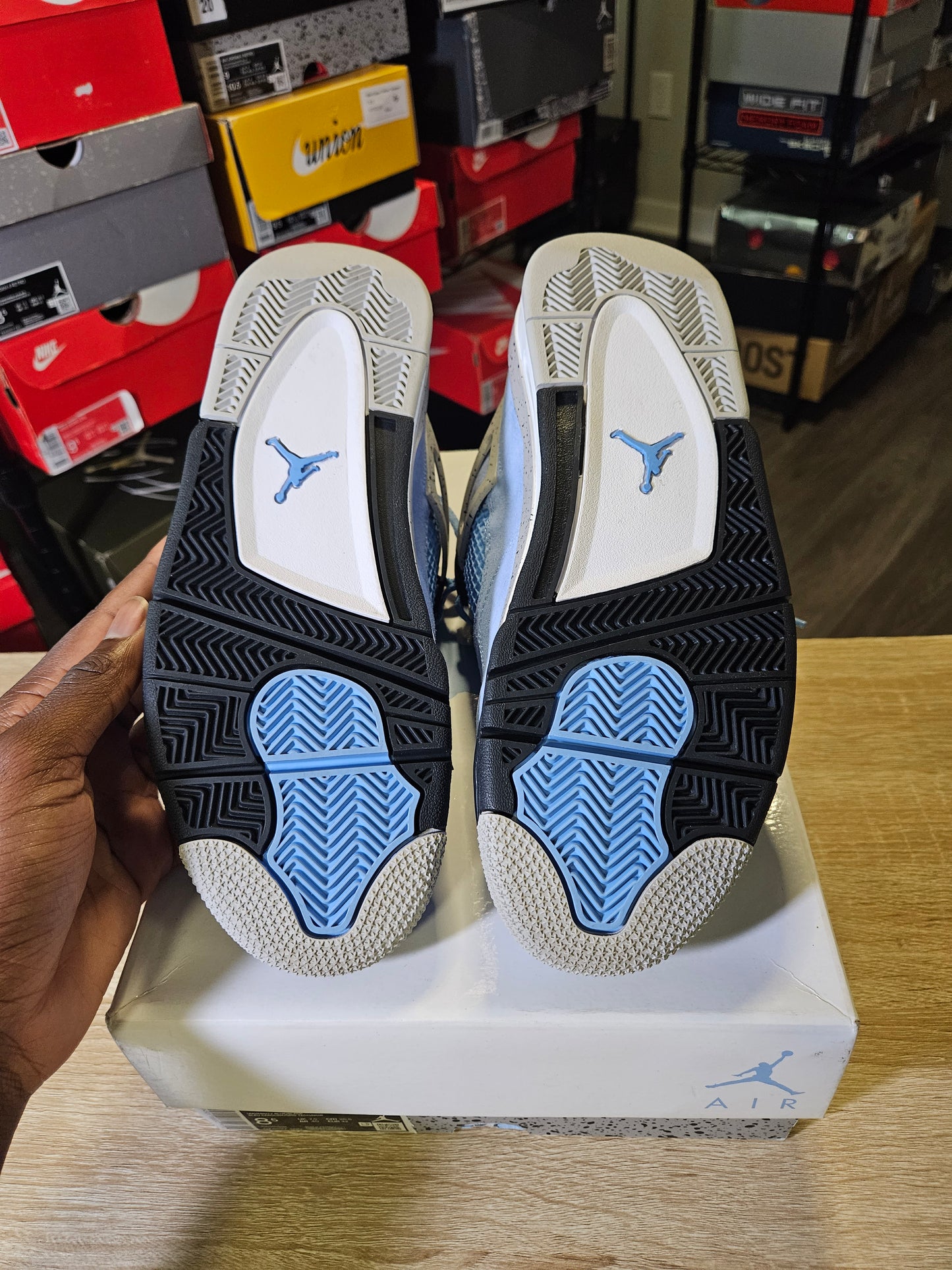Size 8.5 - AJ 4 Retro Mid University Blue