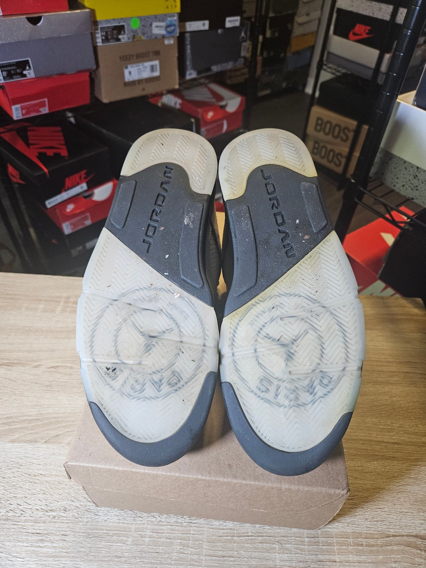 Size 10 - Paris Saint-Germain x AJ 5 Retro Low Paname