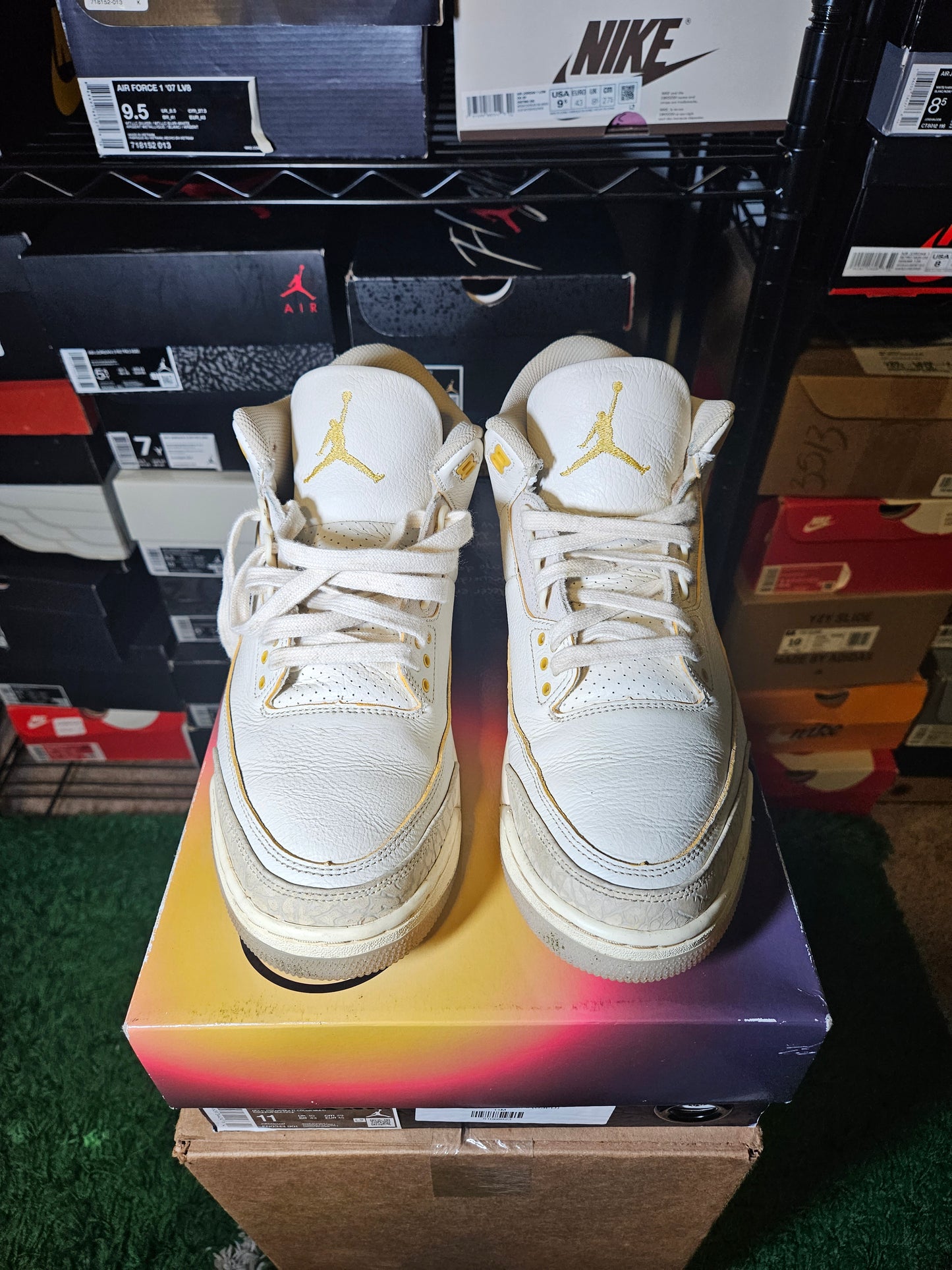 Size 11 - AJ 3 Retro x J. Balvin Mid Medellin Sunset