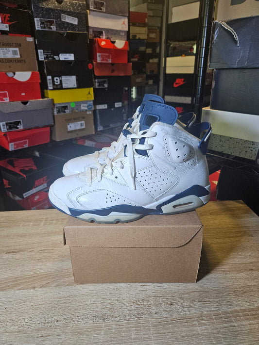 Size 9.5 - AJ 6 Retro Midnight Navy