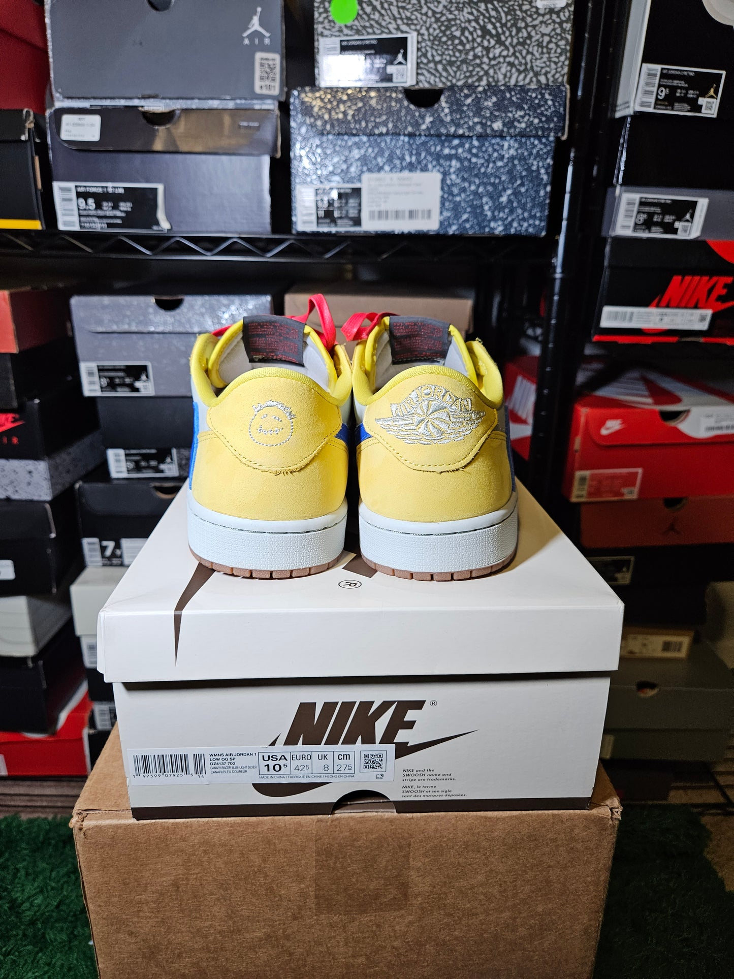 Size 10.5W/9M - Travis Scott x Air Jordan 1 Retro OG SP Low Canary