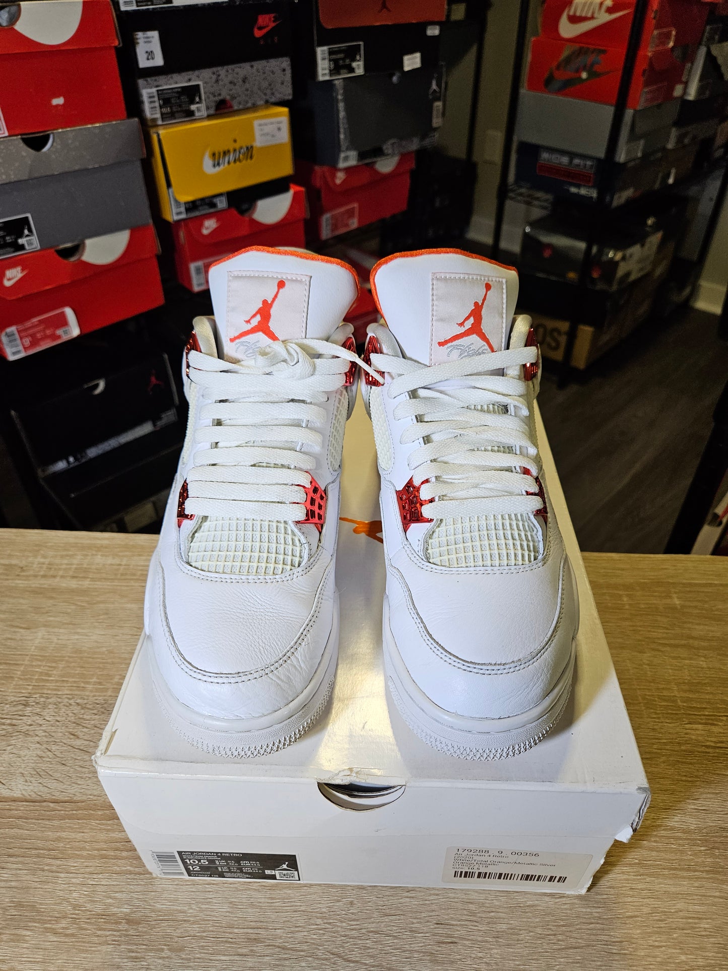 Size 10.5 - AJ 4 Retro Orange Metallic