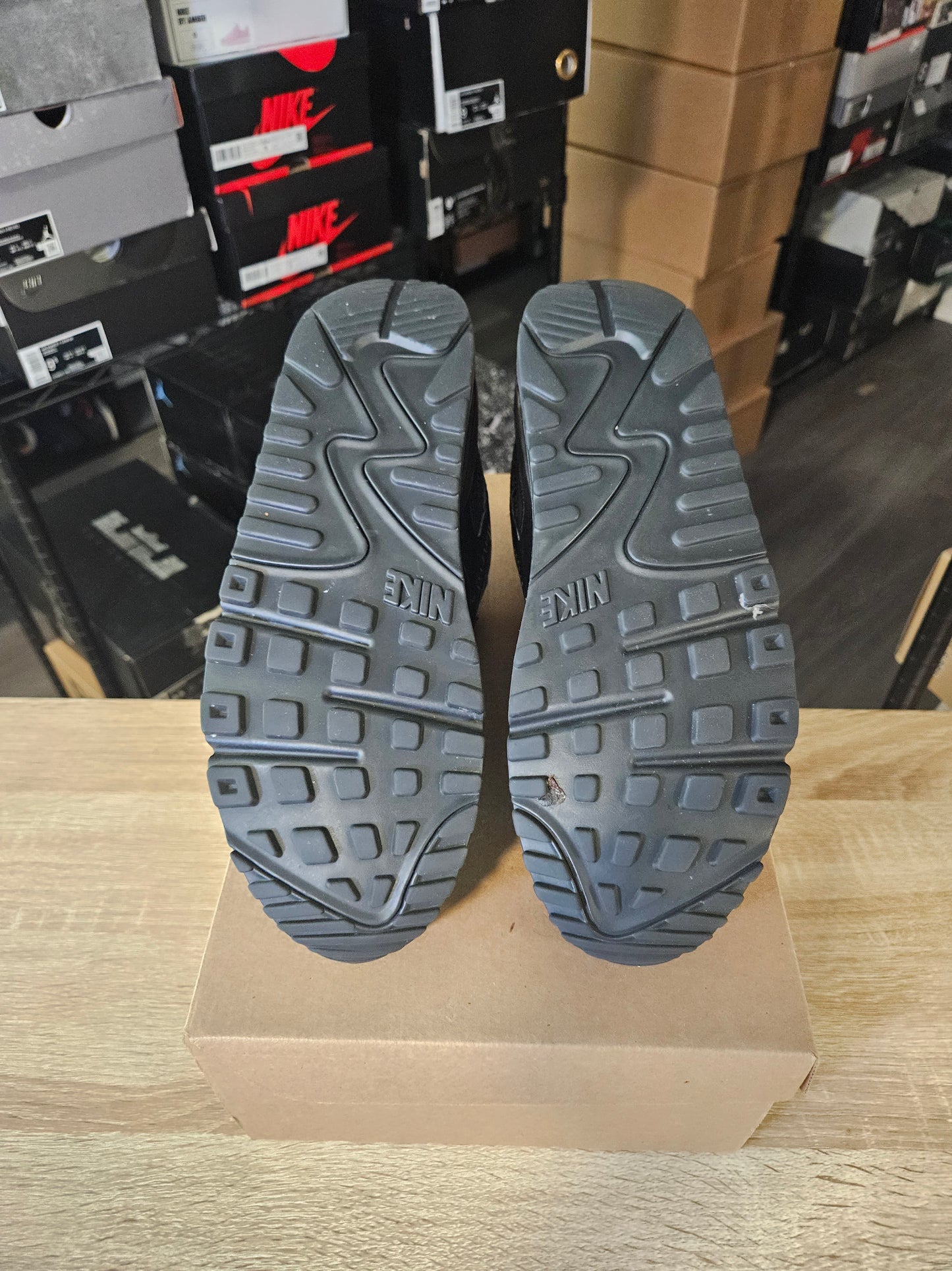 Size 10 - Air Max 90 Leather Black