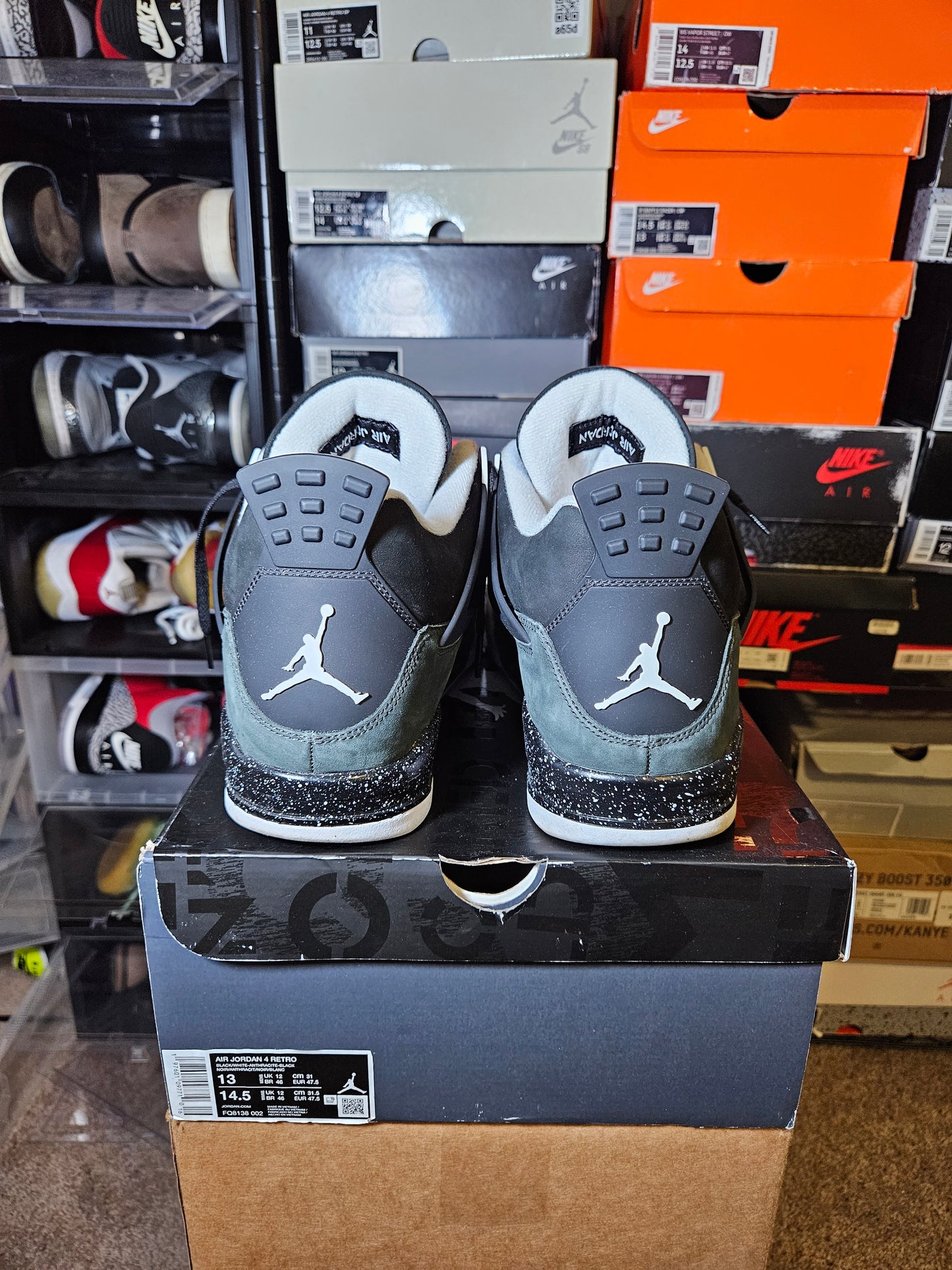 Size 13 - AJ 4 Retro 2024 Fear