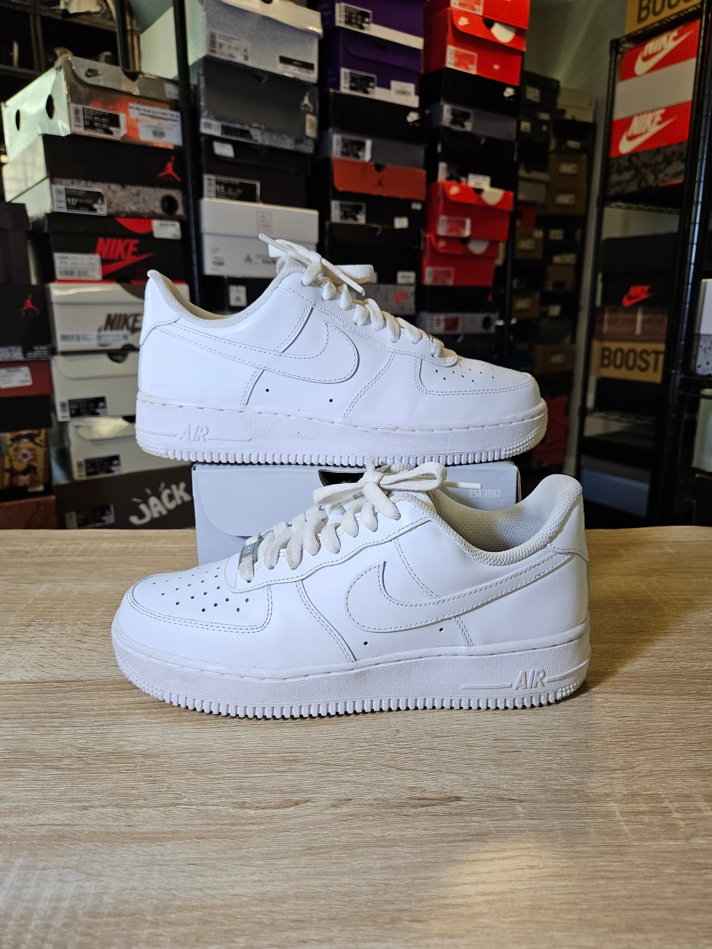 Size 7.5 - Air Force 1 Low '07 White