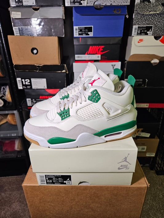 Size 9 - AJ 4 Retro SP x Nike SB Mid Pine Green