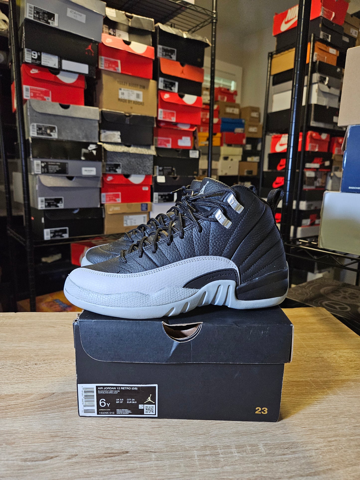 Size 6 - AJ 12 Retro Barons