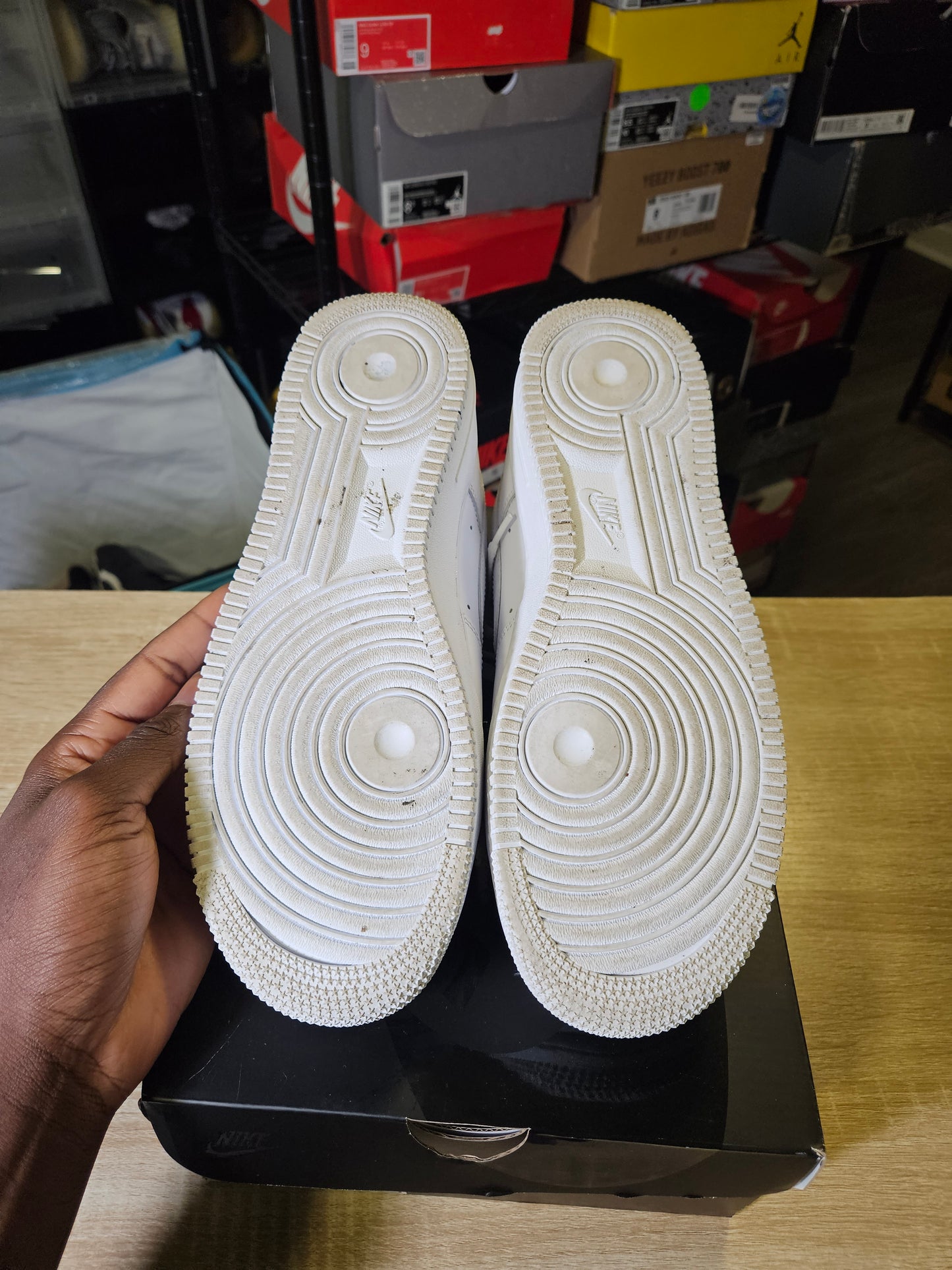 Size 9.5 - AF1 x Supreme Low Box Logo - White