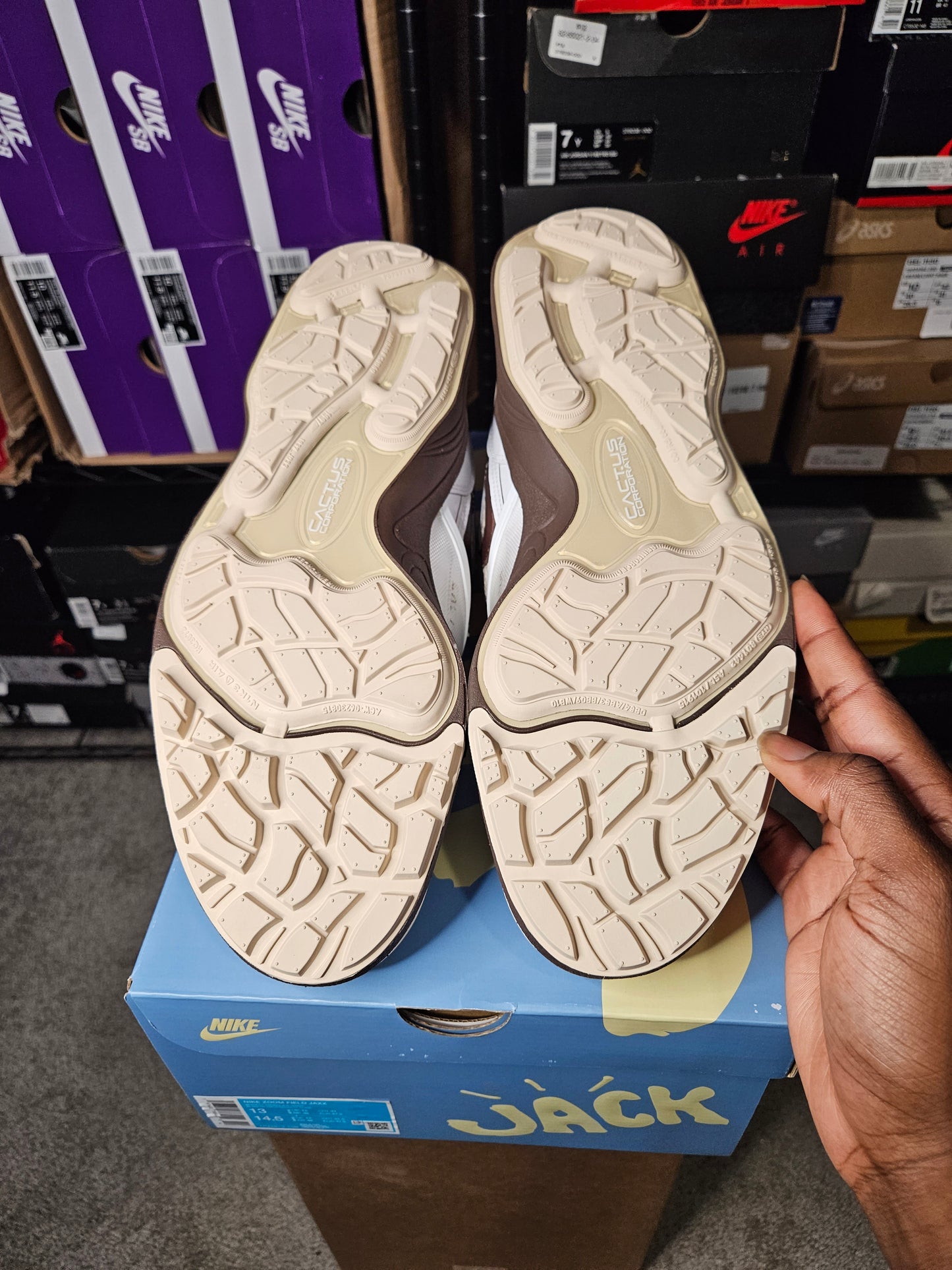 Size 13 - Travis Scott x Zoom Field Jaxx Light Chocolate