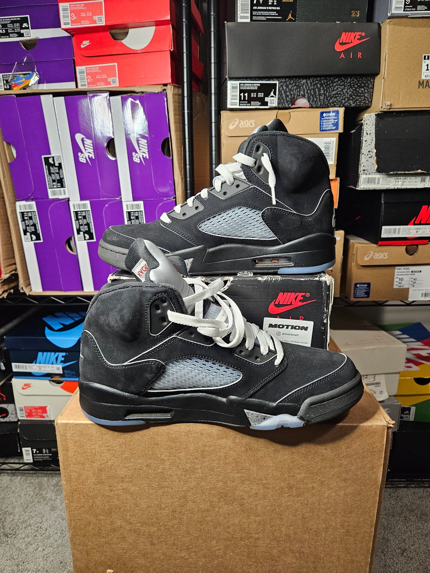 Size 9 - AJ 5 Retro OG Black Metallic Reimagined