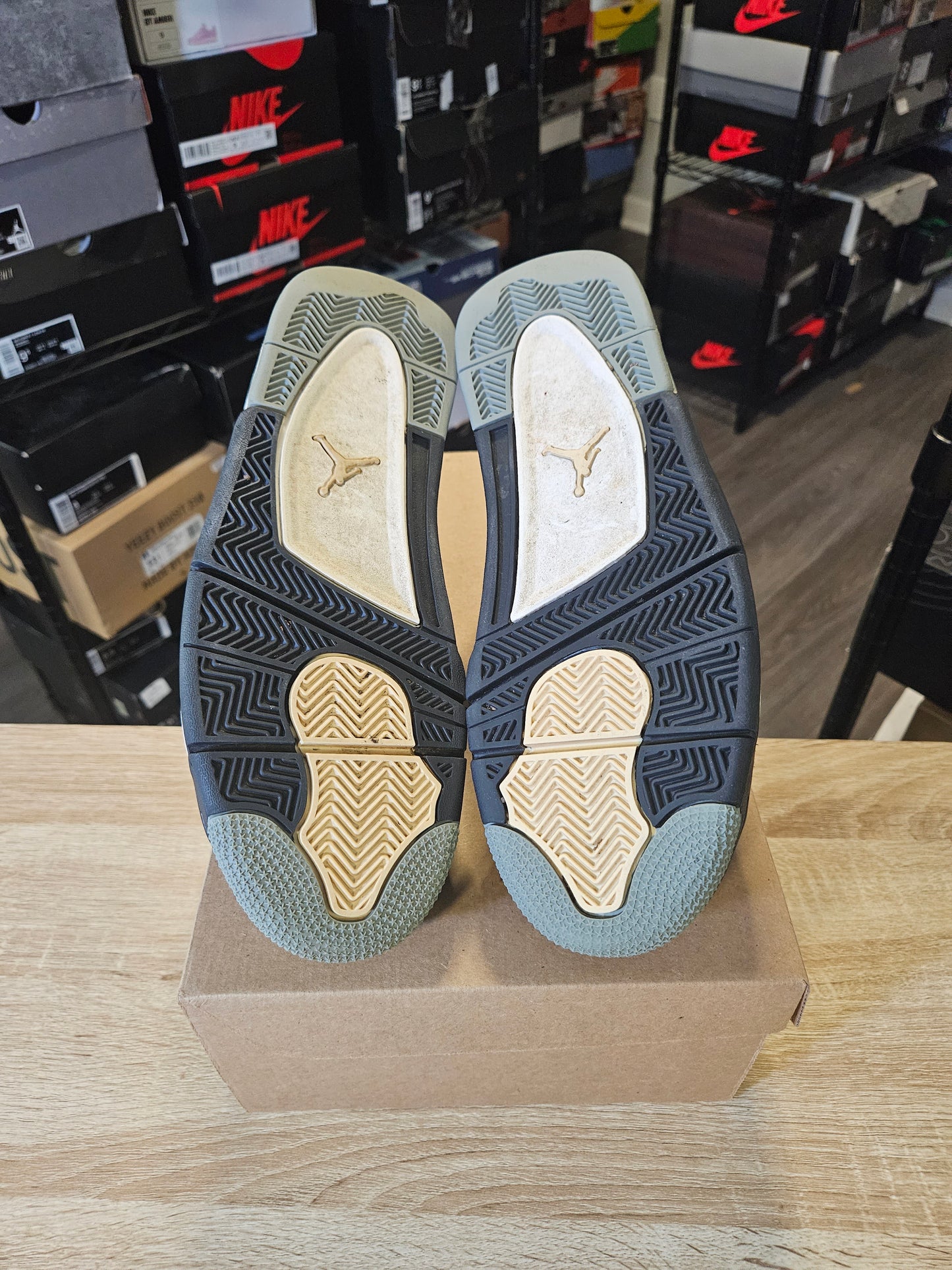 Size 9.5 - AJ 4 SE Retro Low Craft - Olive