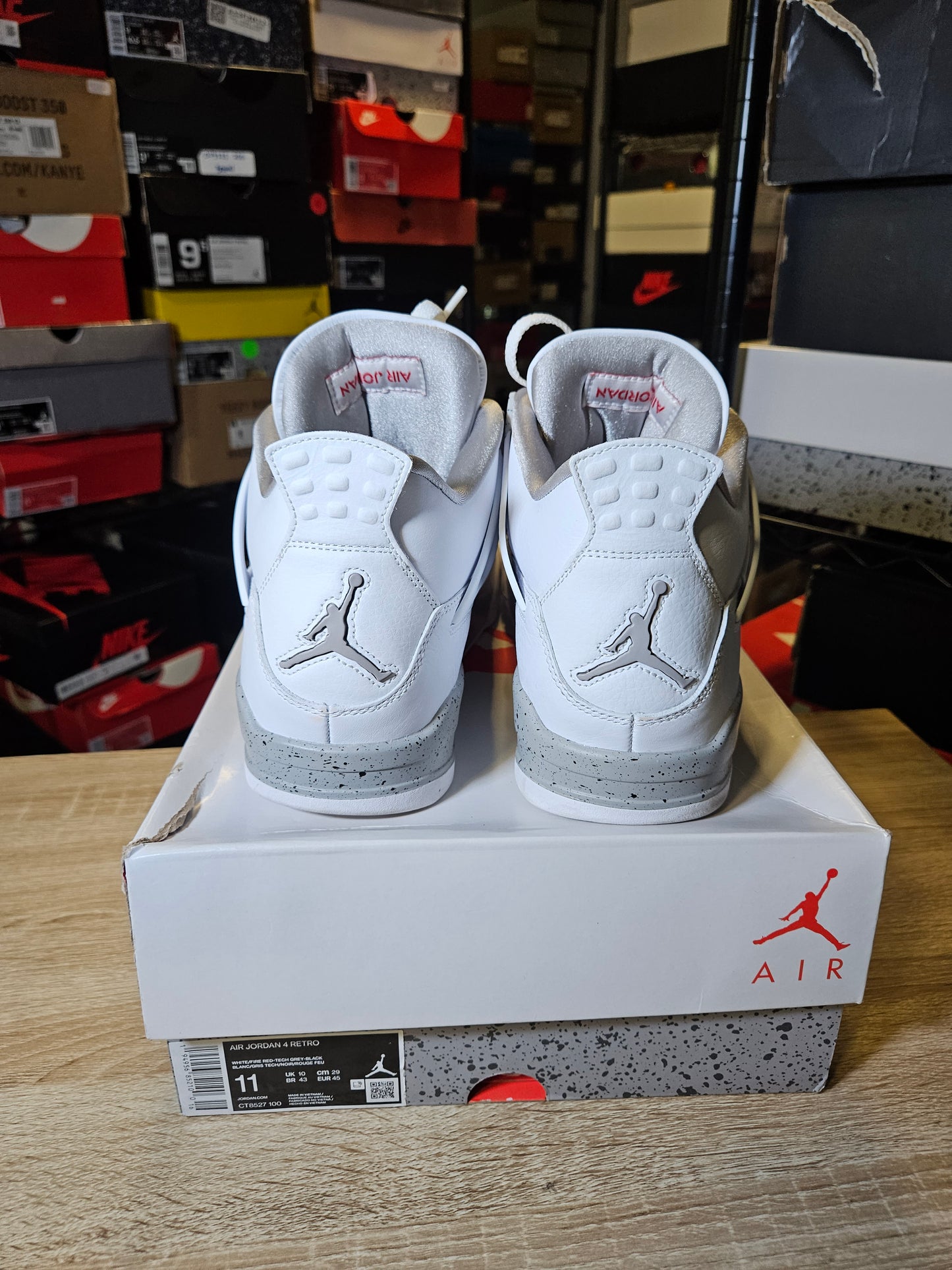Size 11 - AJ 4 Retro Mid White Oreo