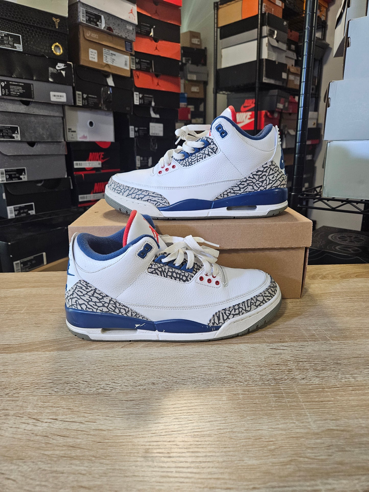 Size 10 - AJ 3 Retro OG Mid True Blue