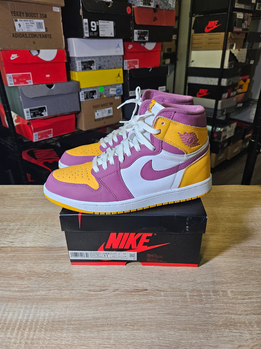 Size 11 - AJ 1 Retro High OG Brotherhood 2022